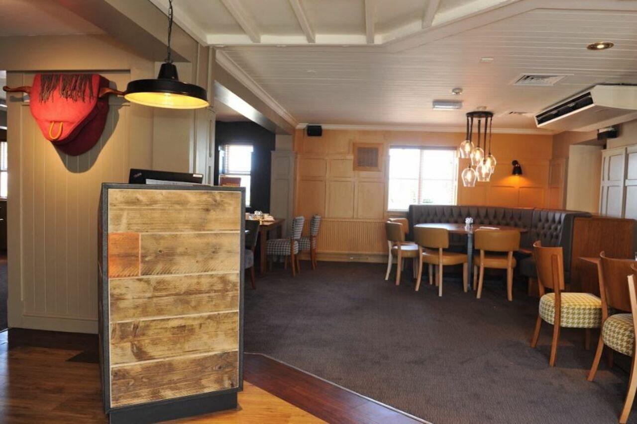 Premier Inn Ipswich South Экстерьер фото