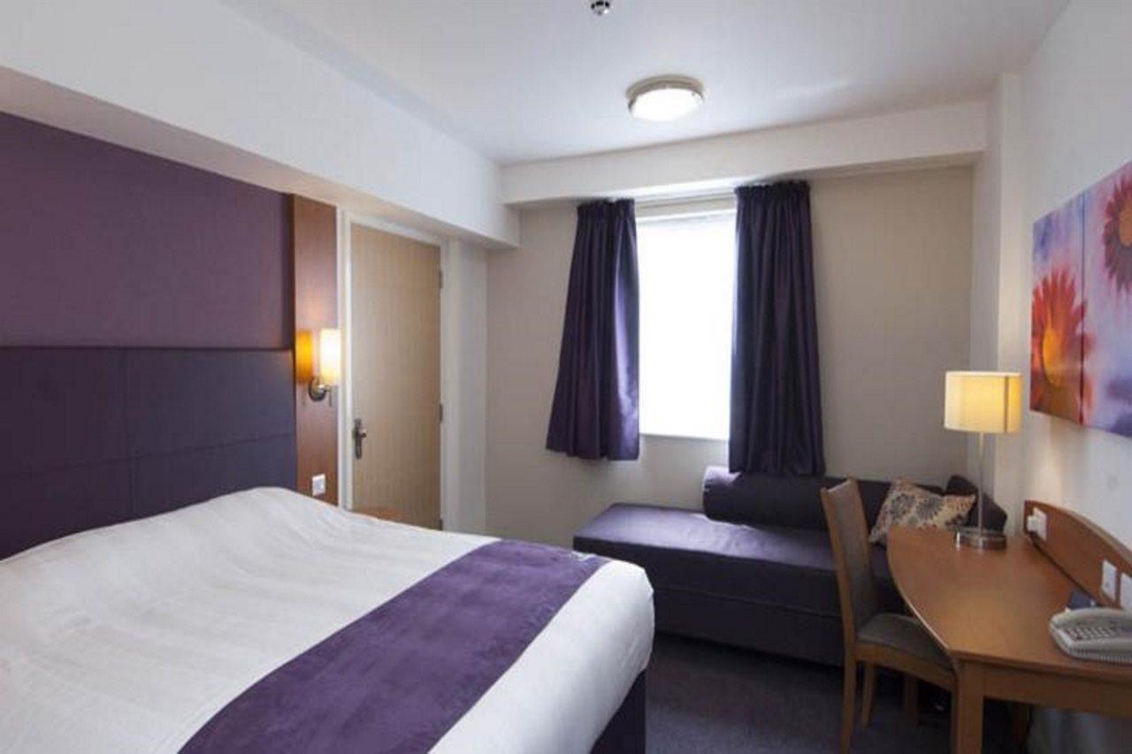Premier Inn Ipswich South Экстерьер фото