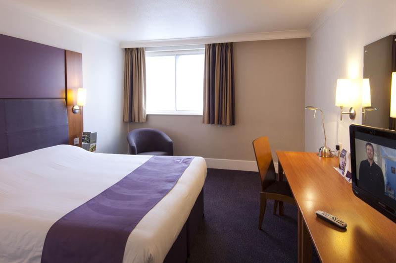 Premier Inn Ipswich South Экстерьер фото