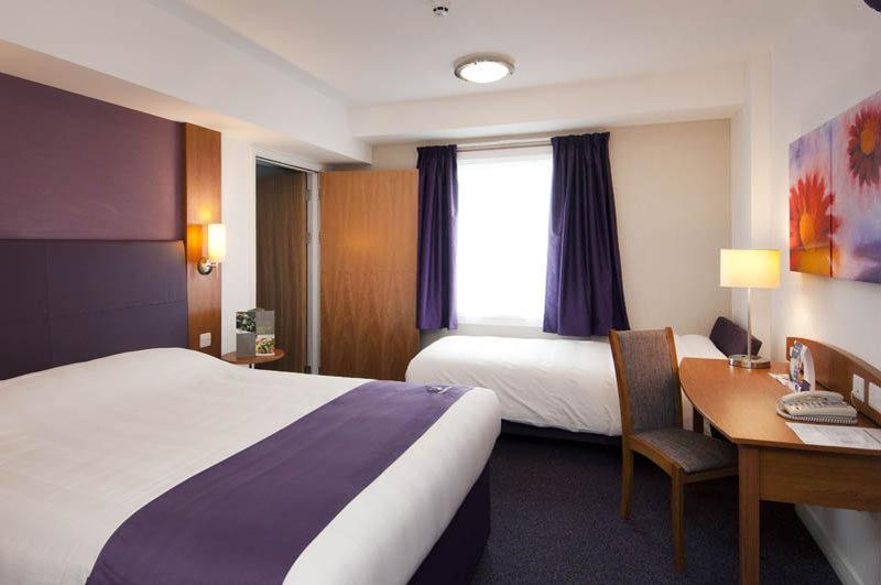 Premier Inn Ipswich South Экстерьер фото